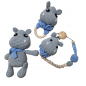Set sonajero, sujeta chupetes y muñequito de apego tejido a mano y personalizado