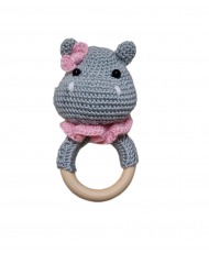 Set  Sonajero, Sujetachupe y Muñequito de Apego Tejido a Mano y Personalizado