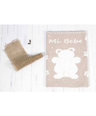 Mantita Huellas - Fondo Camel / Huellas Blanco(Personalizada)-Pangasa