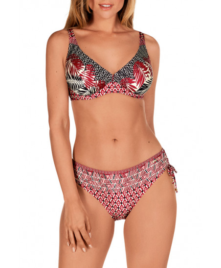 2598 bikini-Dolores Cortes