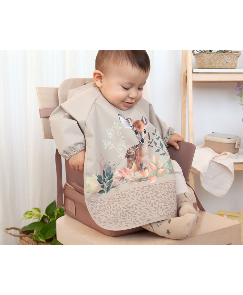 BABERO IMPERMEABLE CON MANGAS CIERVO BEIGE-KIOKIDS