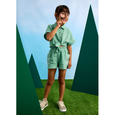 Conjunto pantalón corto perforado y blusa niña menta-Mayoral